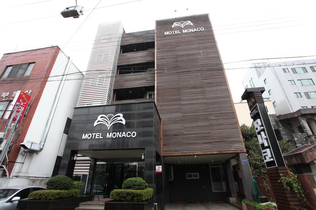 Monaco Hotel Jeju Exterior photo